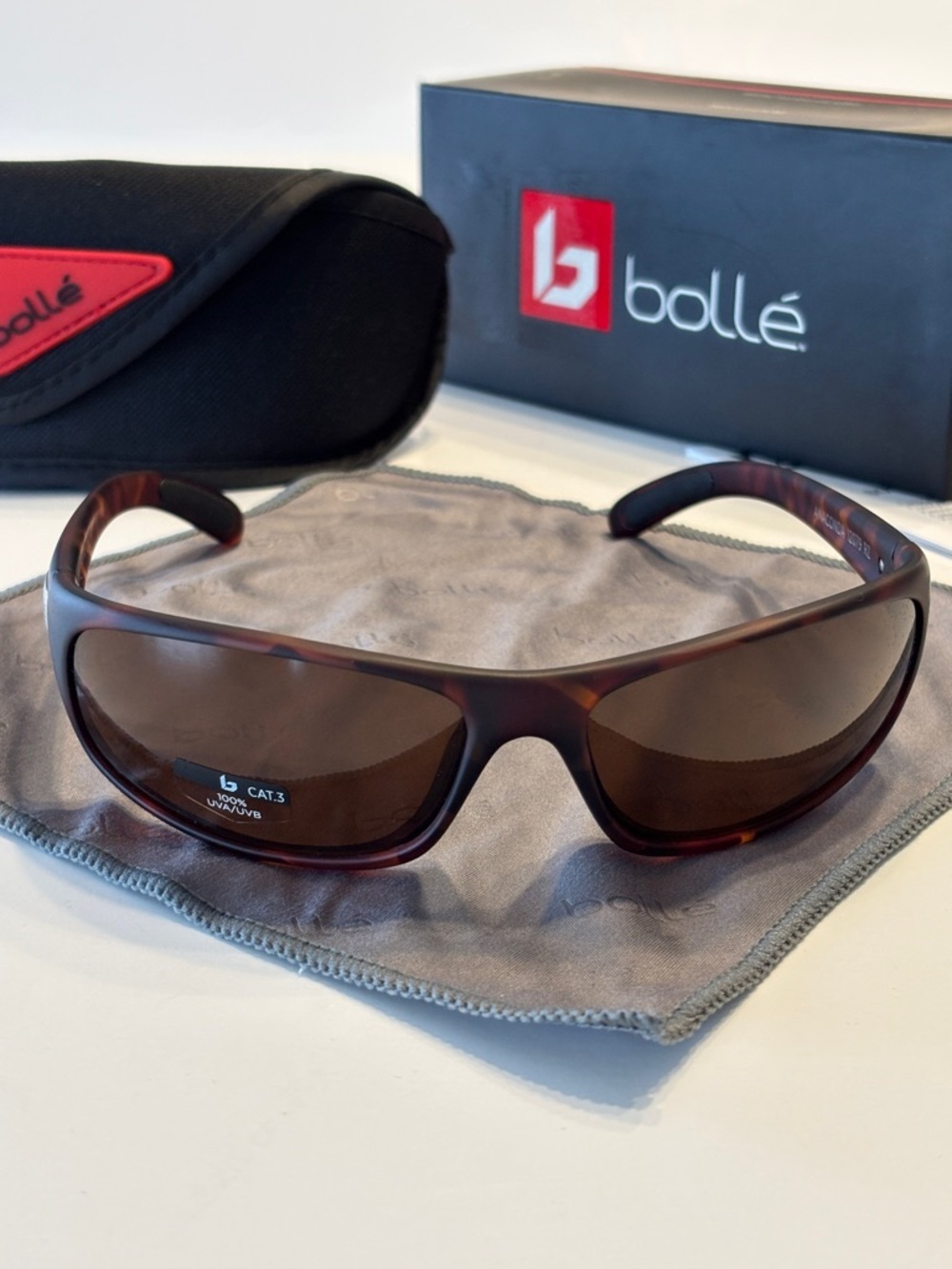 bolle Anaconda Tortoise Sunglasses - Picture 3 of 15